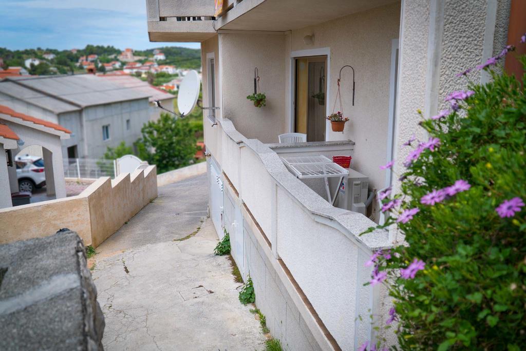 Apartment Anica Palit Exterior foto